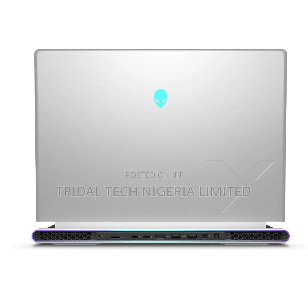 New Laptop Dell Alienware M16 R1 16GB Intel Core I7 SSD 1T