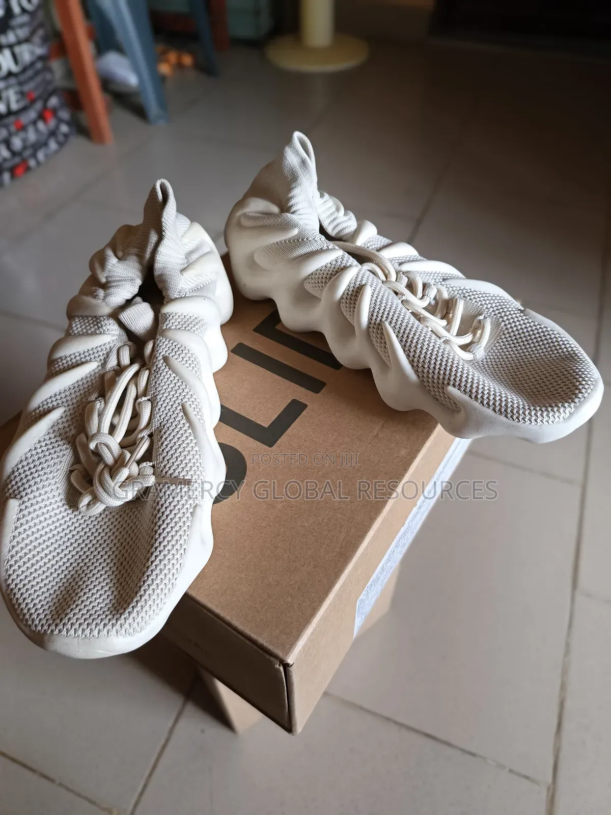 Yeezy 450 Sneakers (Cloud White/ Size 45)