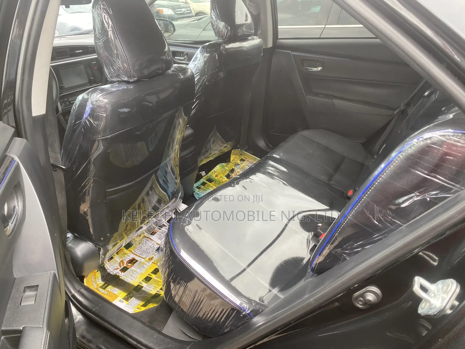 Toyota Corolla XSE 4dr Sedan (1.8L 4cyl CVT) 2017 Black