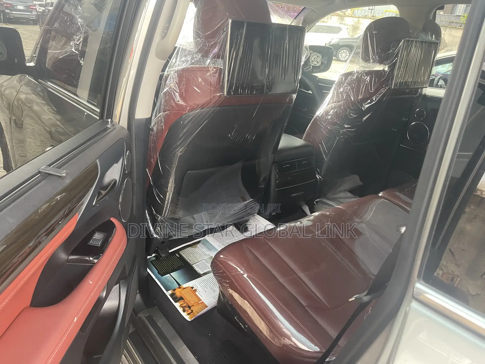 Lexus LX 570 AWD 2018 Gray
