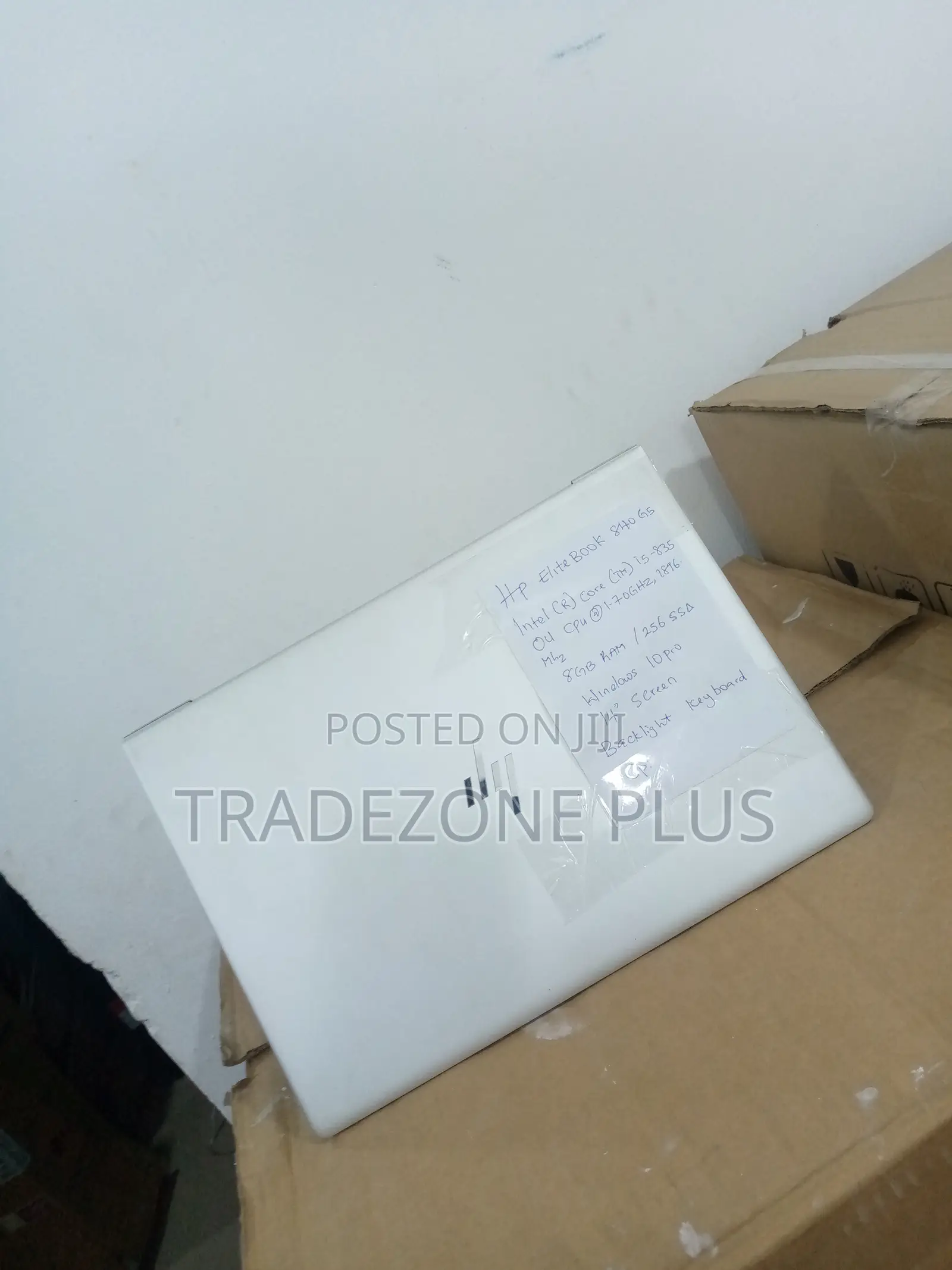 New Laptop HP EliteBook 840 G5 4GB Intel Core I5 SSD 256GB
