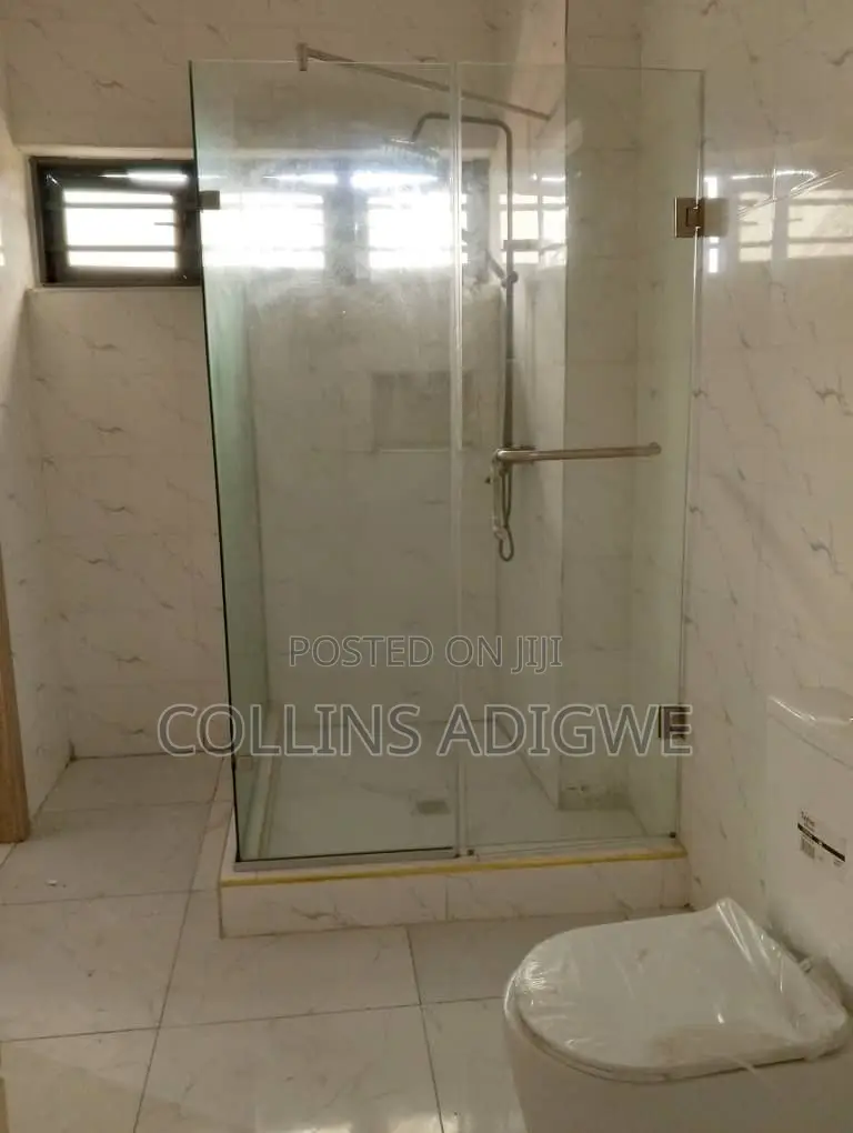 4bdrm Duplex in Orchid Road 3 for sale