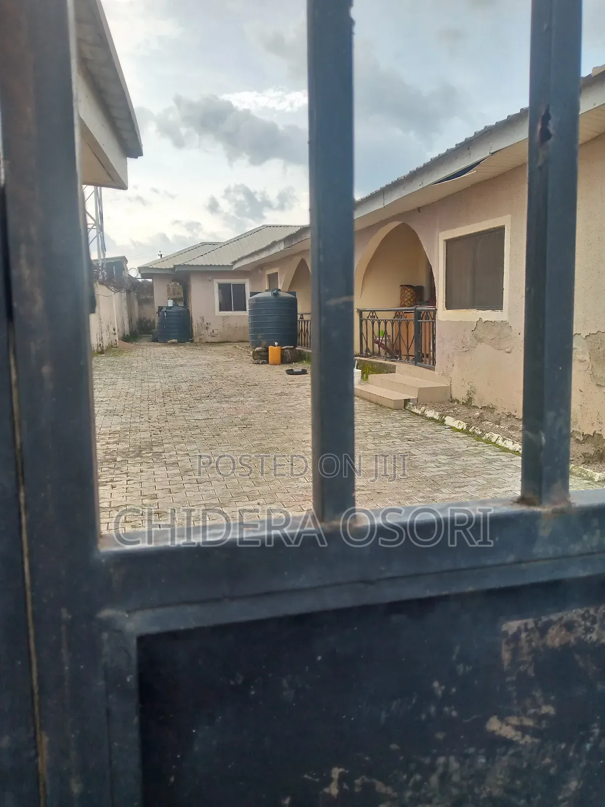 3bdrm Block of Flats in Dawaki Extension, Dutse-Alhaji for sale