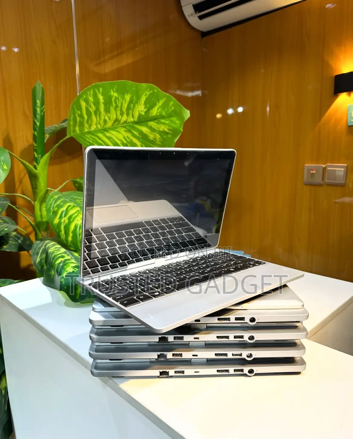 Laptop HP EliteBook Revolve 810 G3 Tablet 8GB Intel Core I5 SSD 256GB