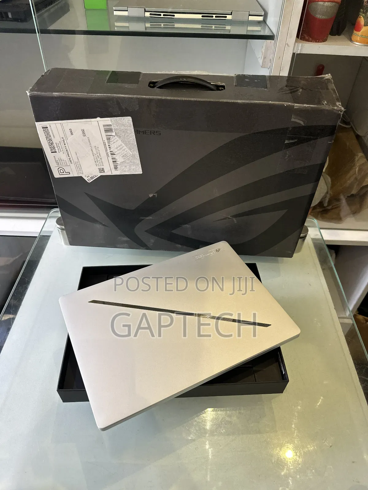 New Laptop Asus ROG Zephyrus G14 32GB AMD Ryzen 9 SSD 1T