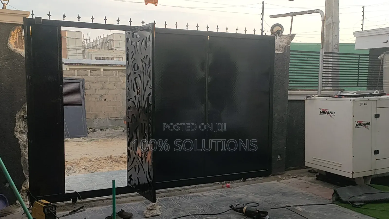 Standard Lesser Cut Rolling Gate for Sale