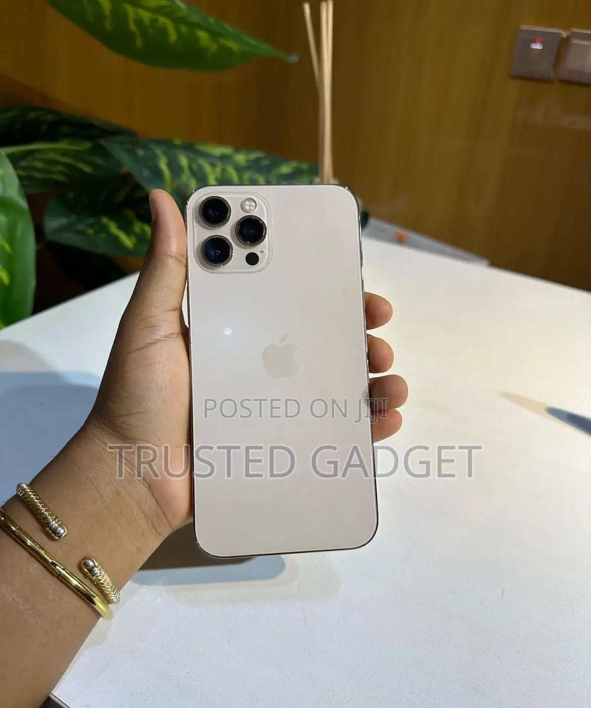 Apple iPhone 12 Pro 128 GB Gold