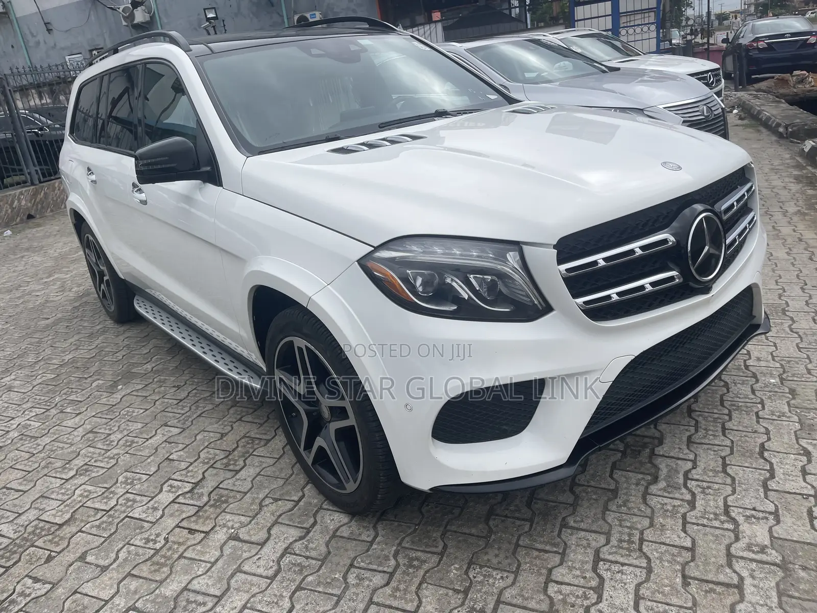 Mercedes-Benz GLS-Class GLS550 4MATIC 2018 White