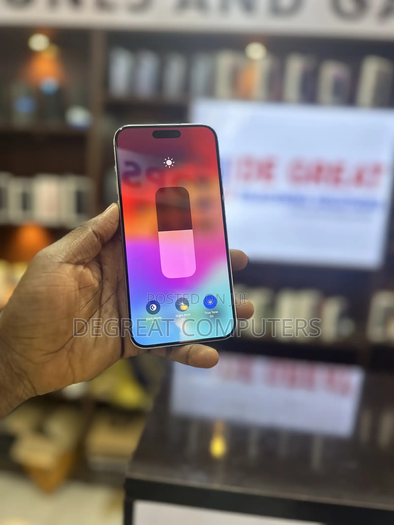 New Apple iPhone 15 Pro Max 256 GB White