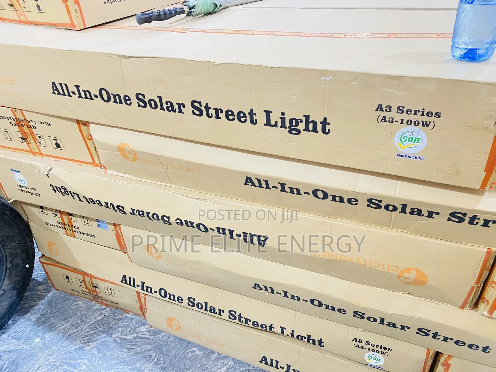 All-in-One Felicity A3 100w Solar Street Light