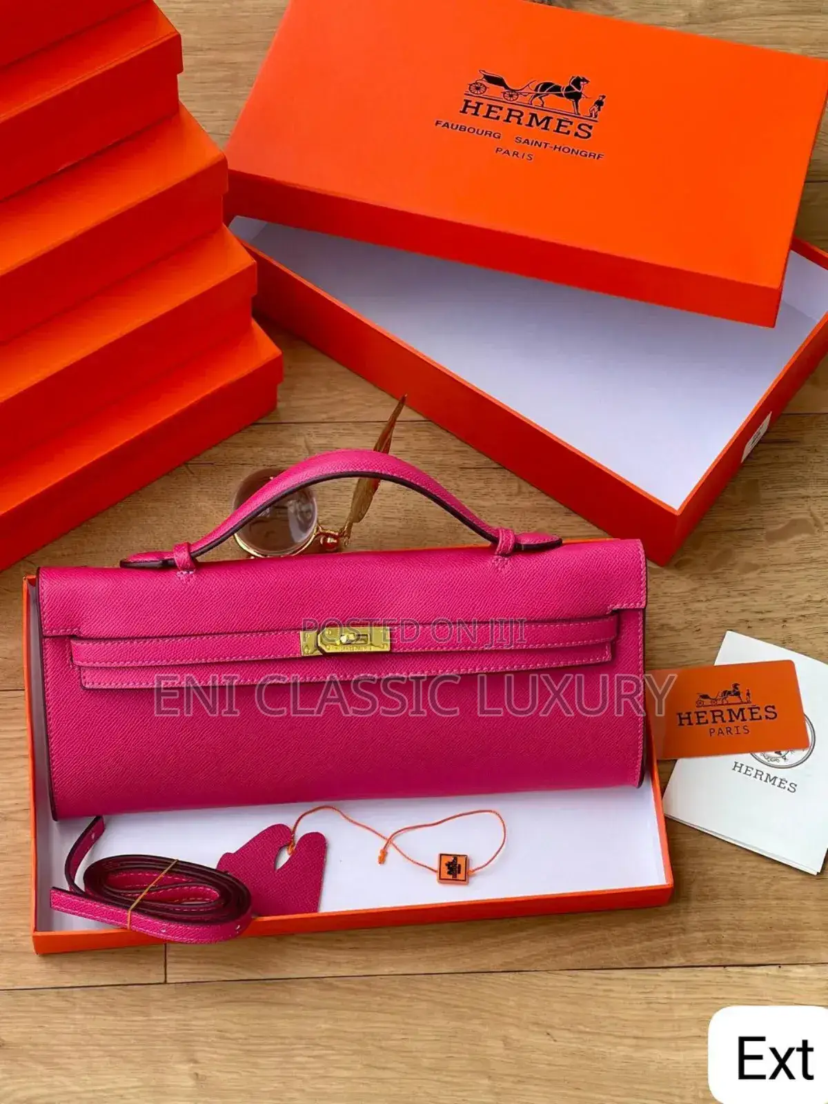 Hi High Quality Trending Luxury Bags for Women Available