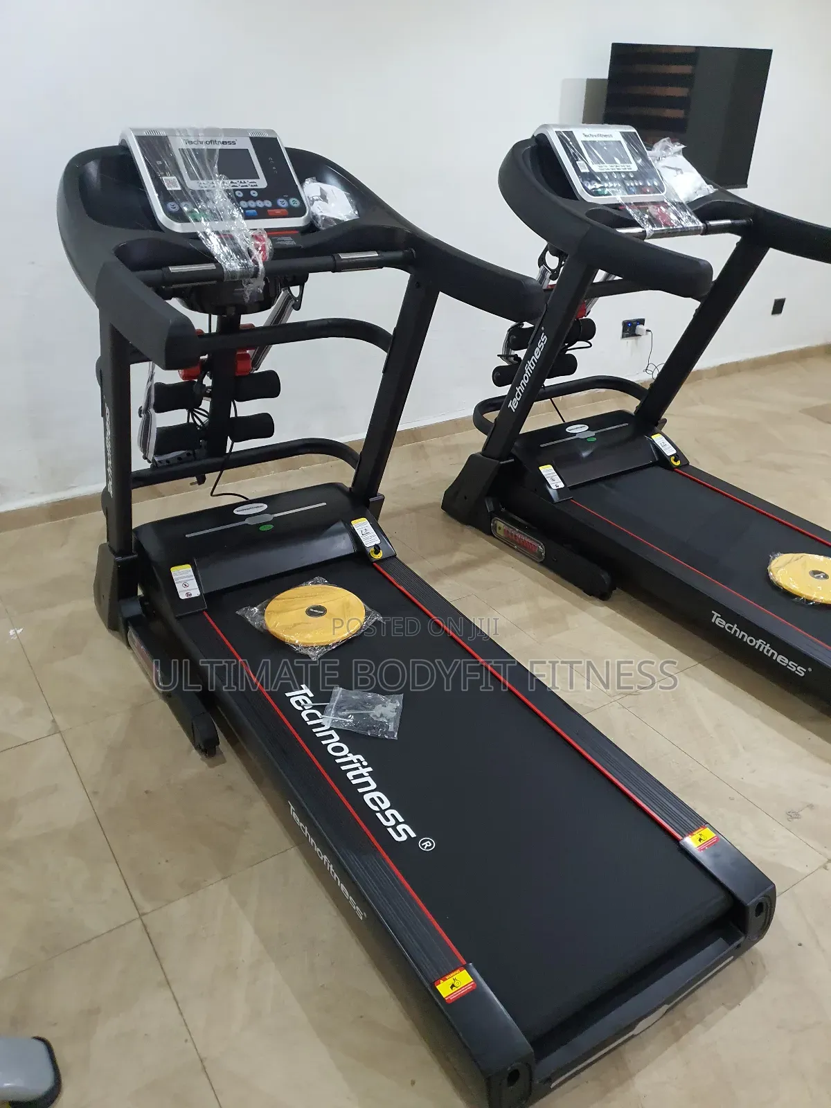 Brand New 4hp 8018d Technofitness Treadmill With Massager