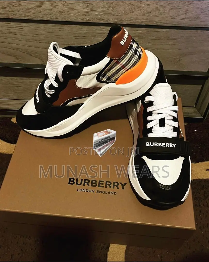 Burberry London Original Sneakers Worldwide Delivery
