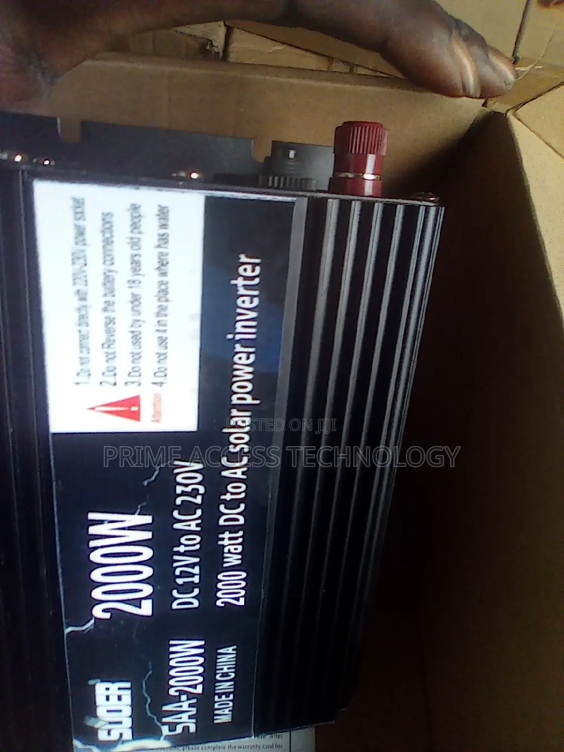 2000 Watts Solar Inverter With Charger and Display