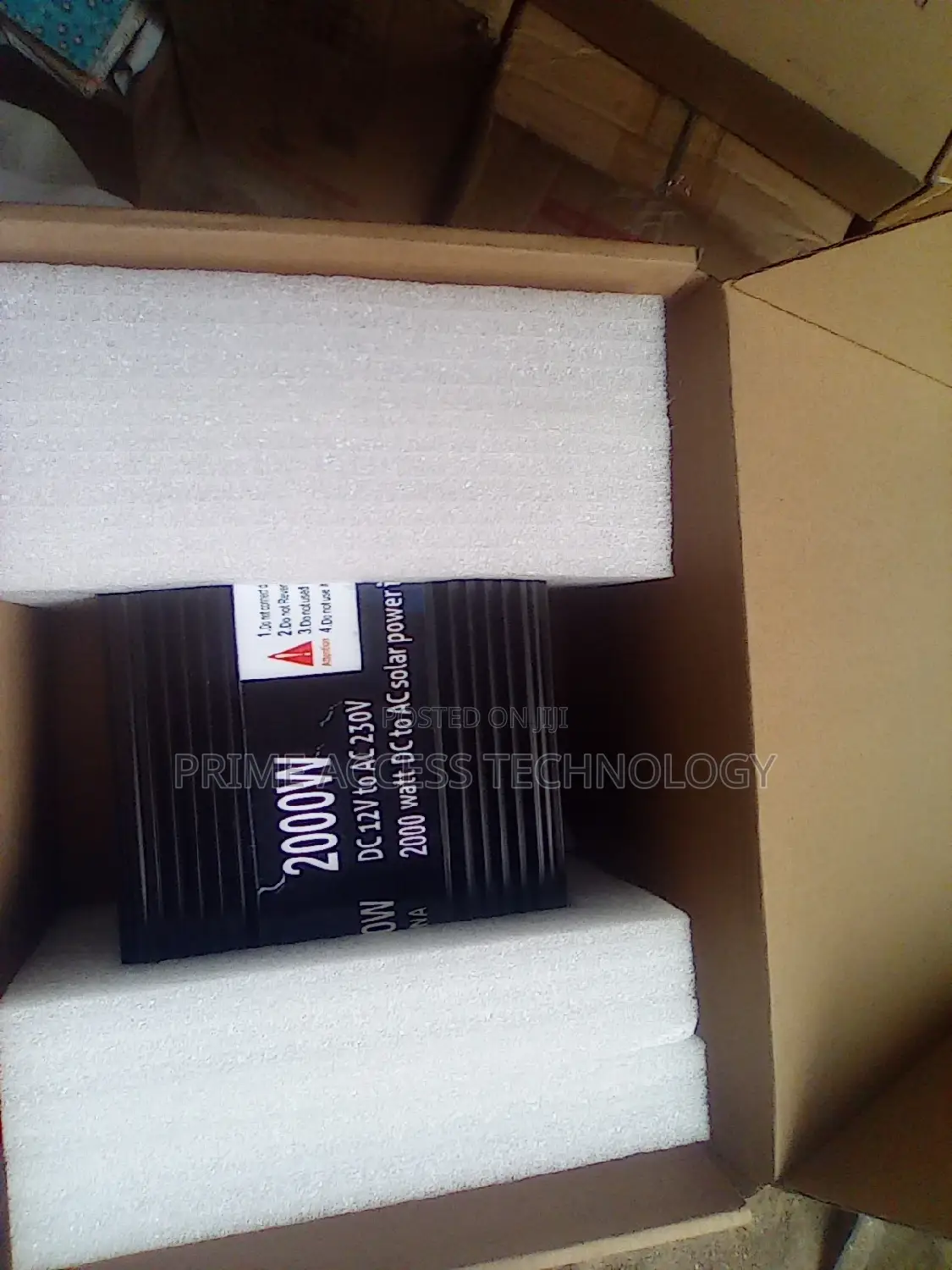 2000 Watts Solar Inverter With Charger and Display
