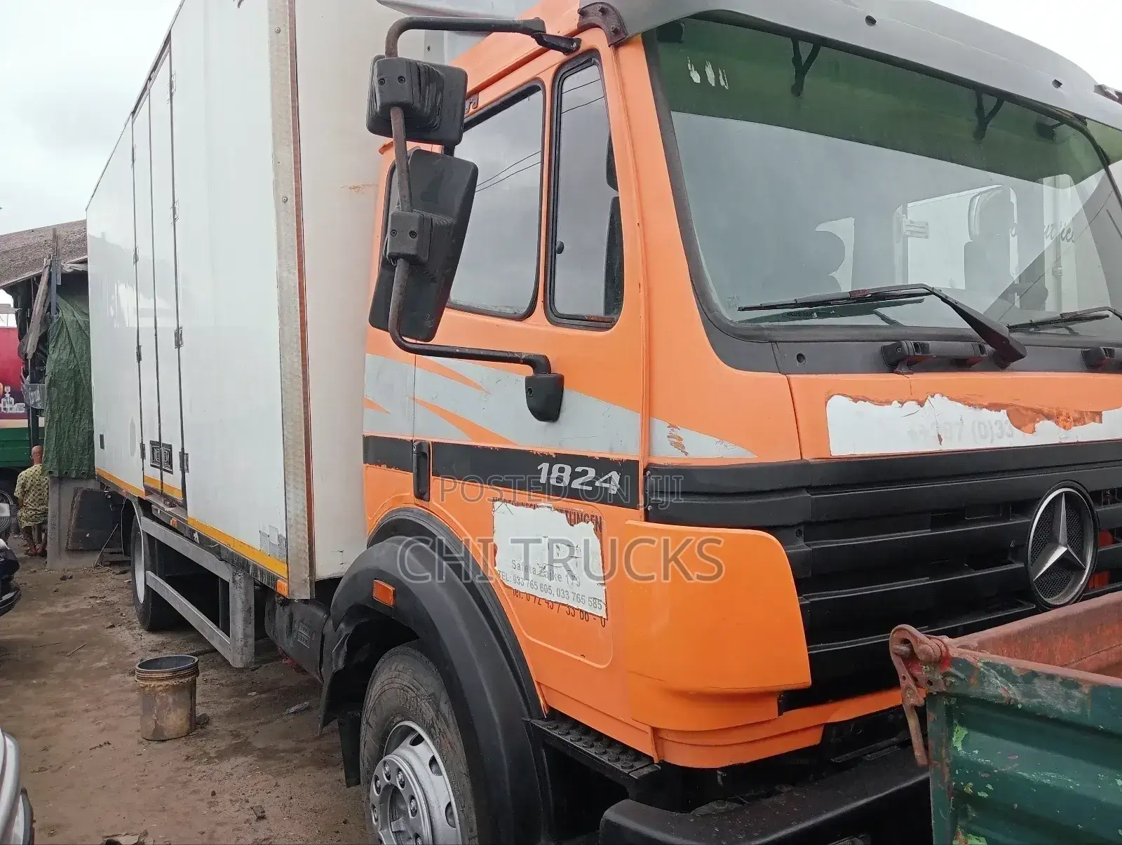 Mercedes Benz 18tons Cargo Truck 2000 Orange