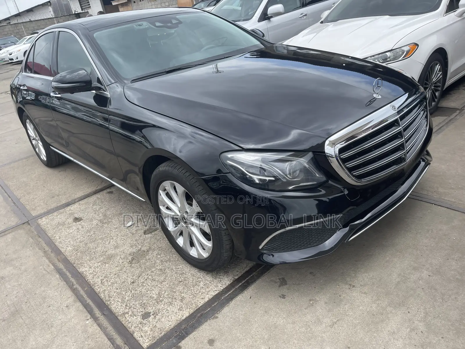 Mercedes-Benz E300 2018 Black