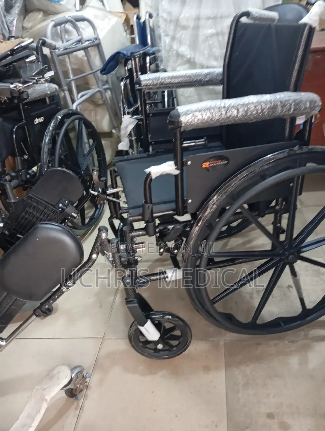 Drive Authopedic Wheelchair 2/47