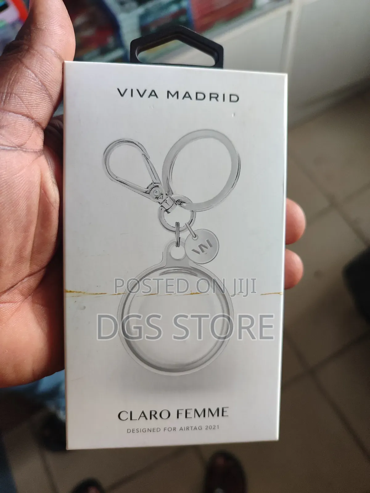 Viva Madrid Claro Femme for Airtag Case