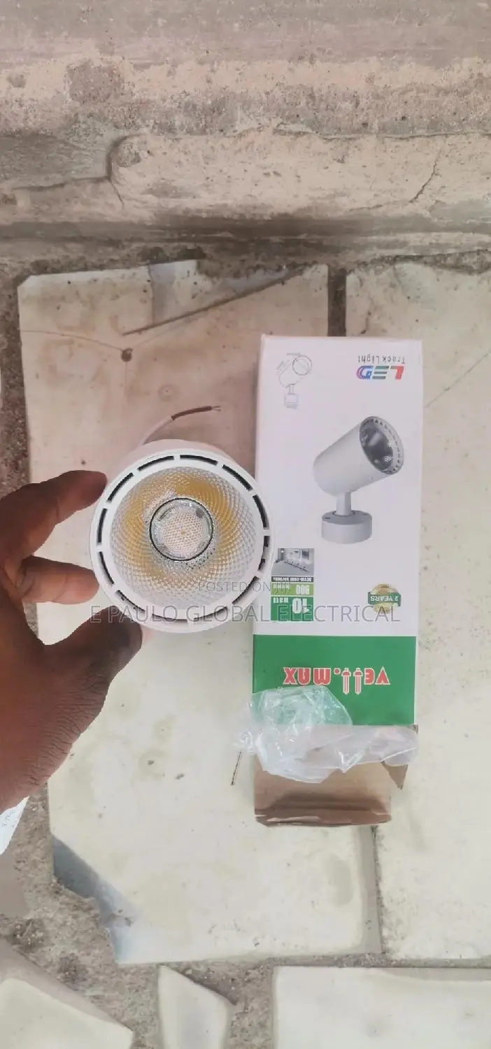 10wats Single Track Light Warm Color