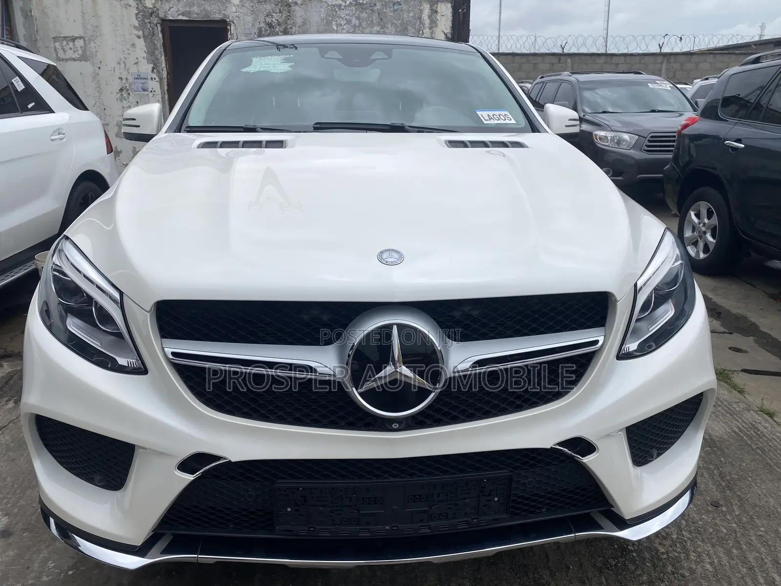 Mercedes-Benz GLE-Class GLE 400 4MATIC 2017 White