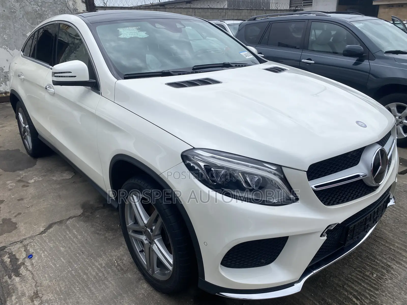 Mercedes-Benz GLE-Class GLE 400 4MATIC 2017 White