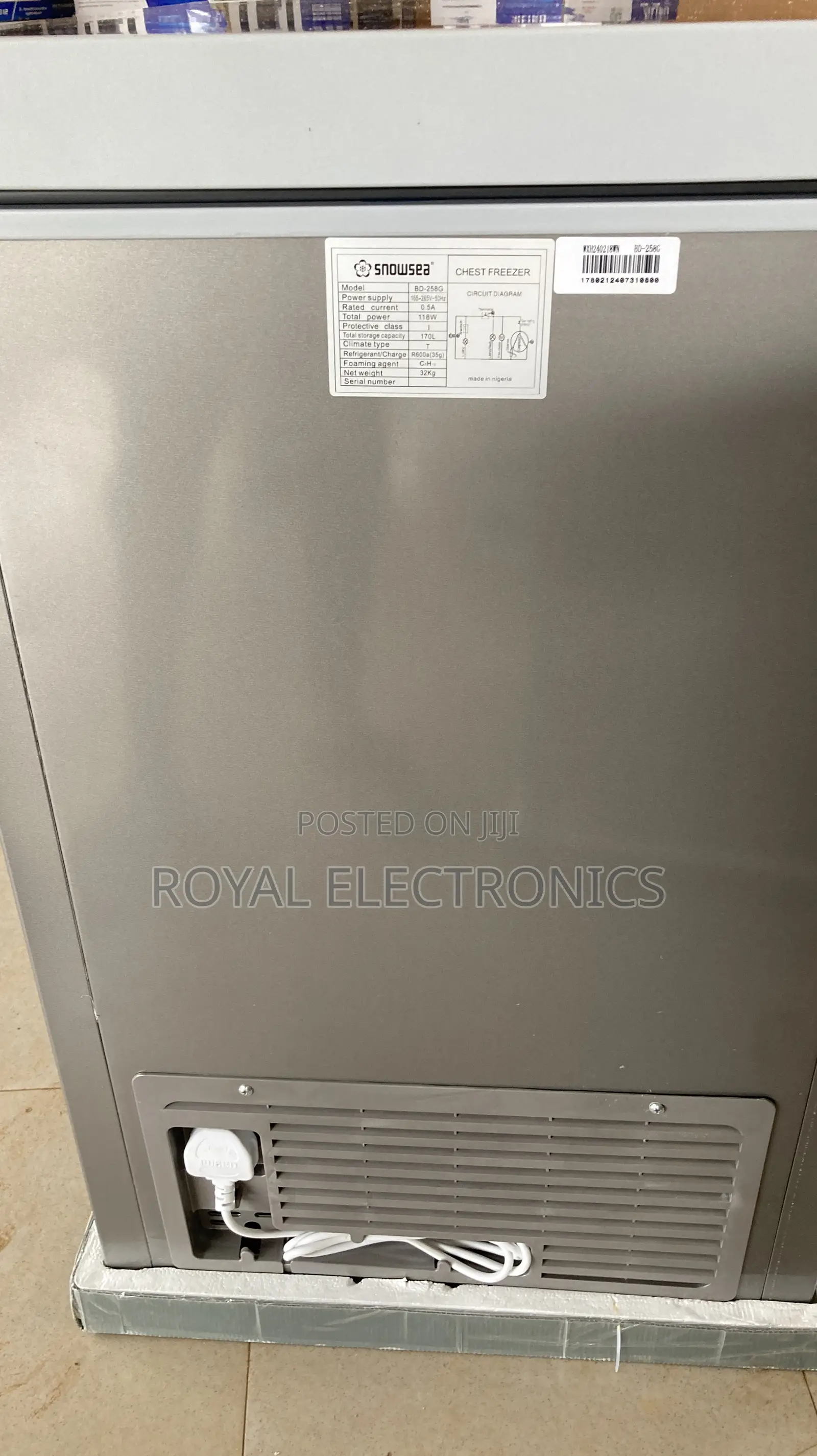 Brand New Chest Freezer 170L With Interior Light(118W Power)