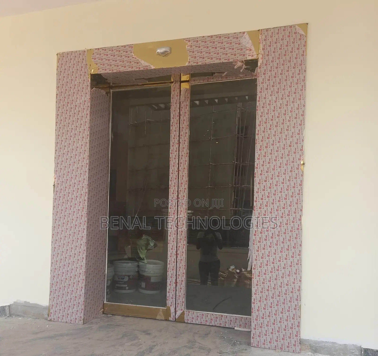 Glass Door Entry Automation