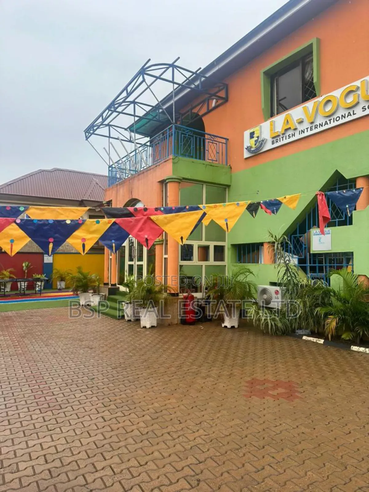 Furnished 6bdrm Block of Flats in Durumi for sale