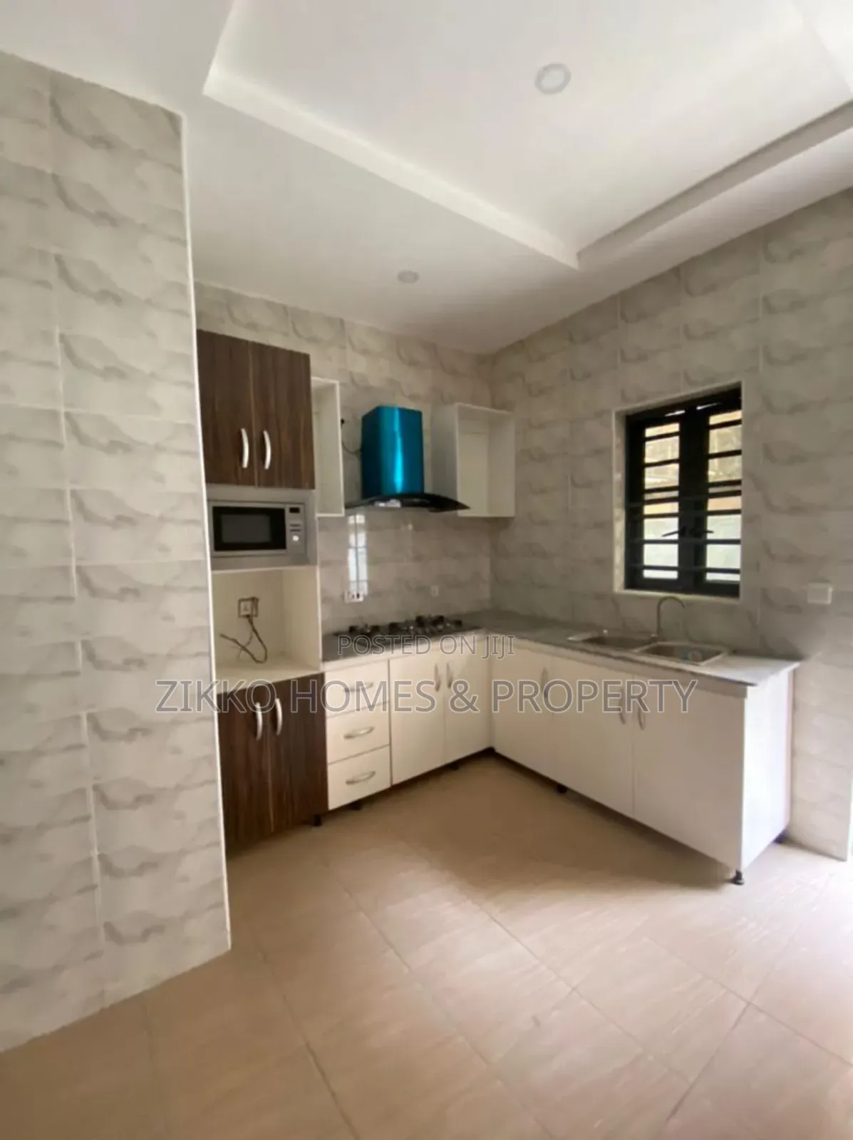 4bdrm Townhouse/Terrace in Ologolo, Lekki for sale