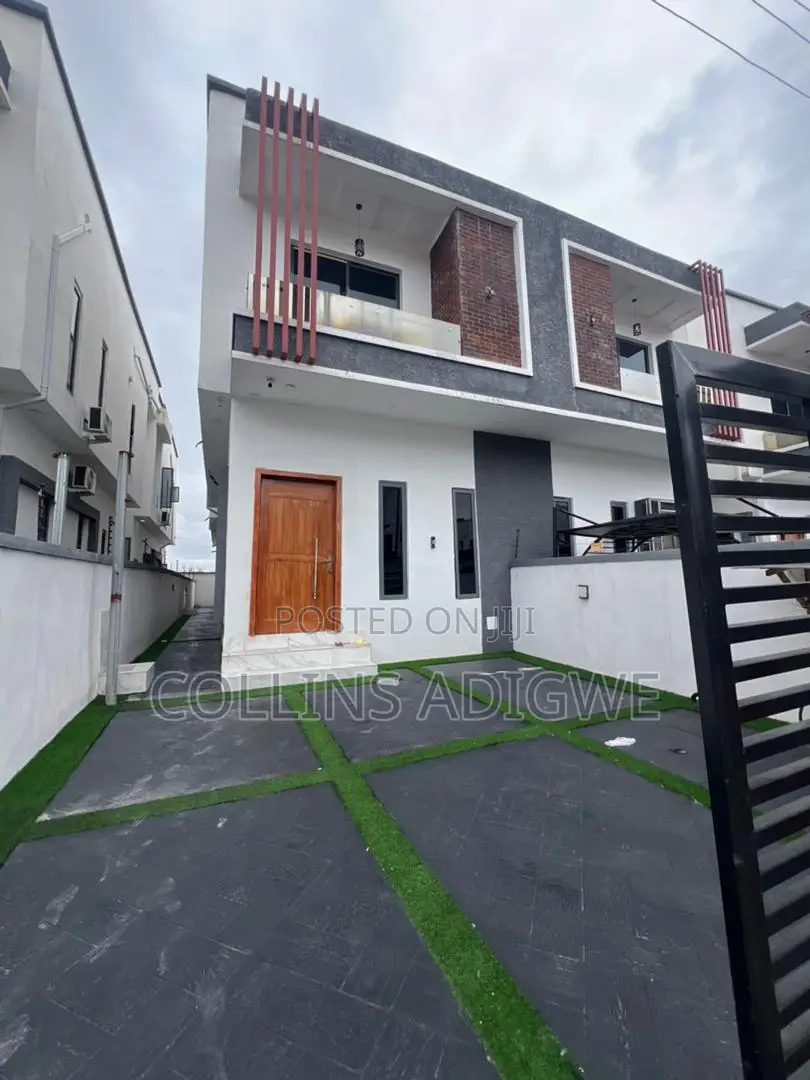 4bdrm Duplex in Chevron Service for rent