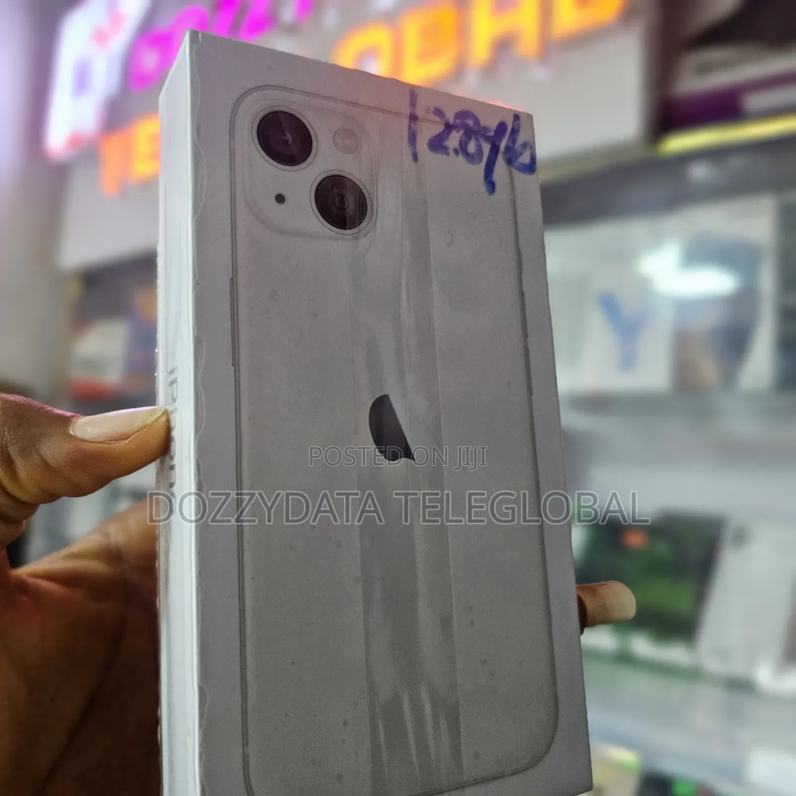 New Apple iPhone 13 128 GB White