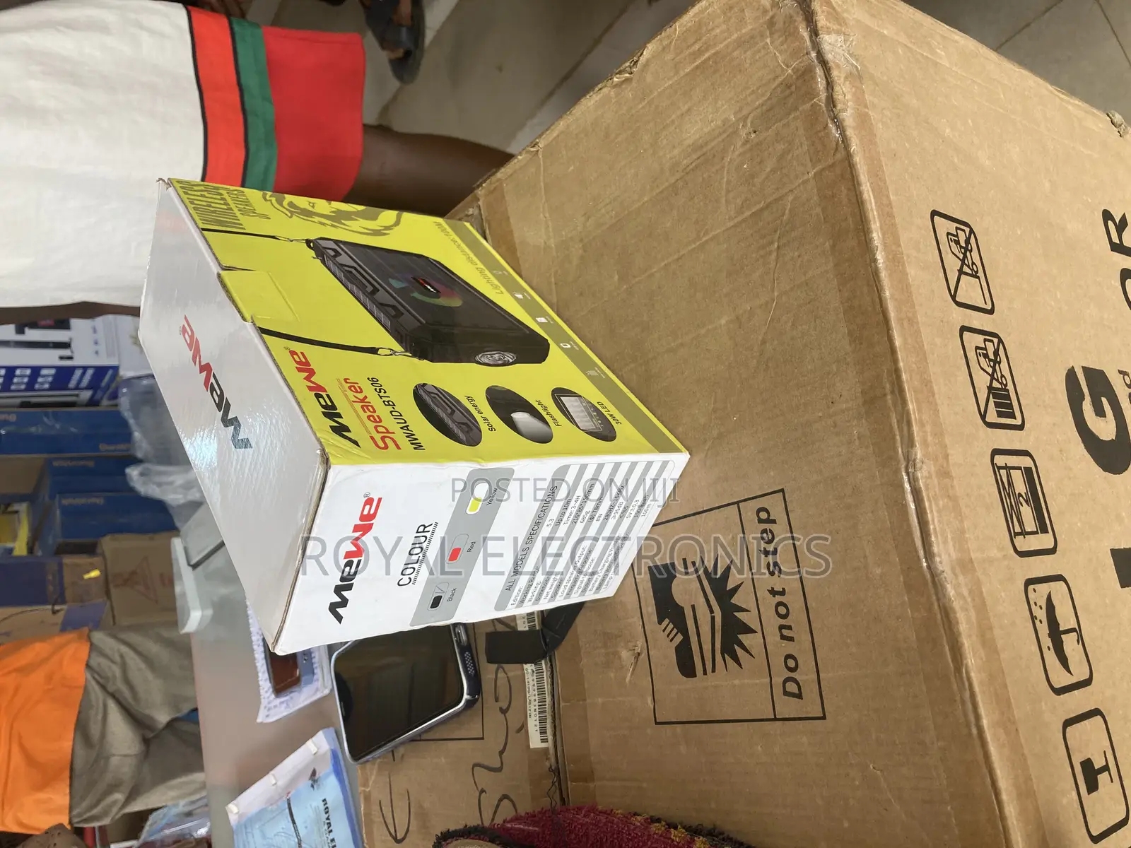 Very Loud MEWE Wireless Speaker (Solar Energy)