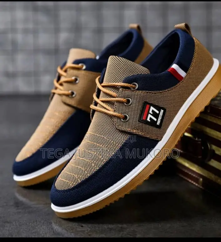 High Quality Fashion Footwear