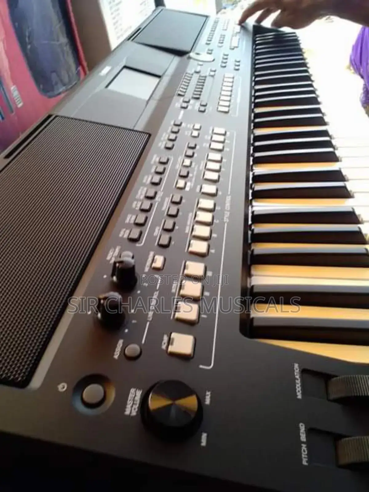 Yamaha PSR SX600 Keyboard