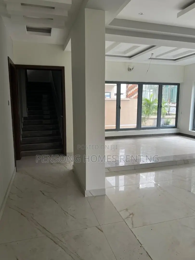 5bdrm Duplex in Cowry Creek, Ikate for rent