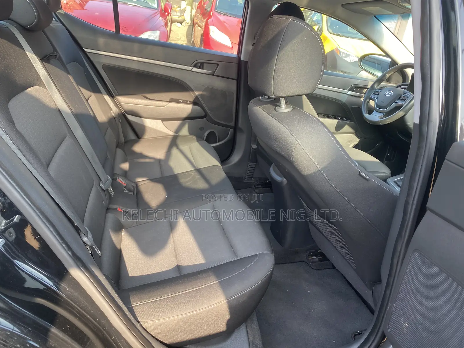 Hyundai Elantra Limited Sedan FWD (2.0L 4cyl 6A) 2017 Black