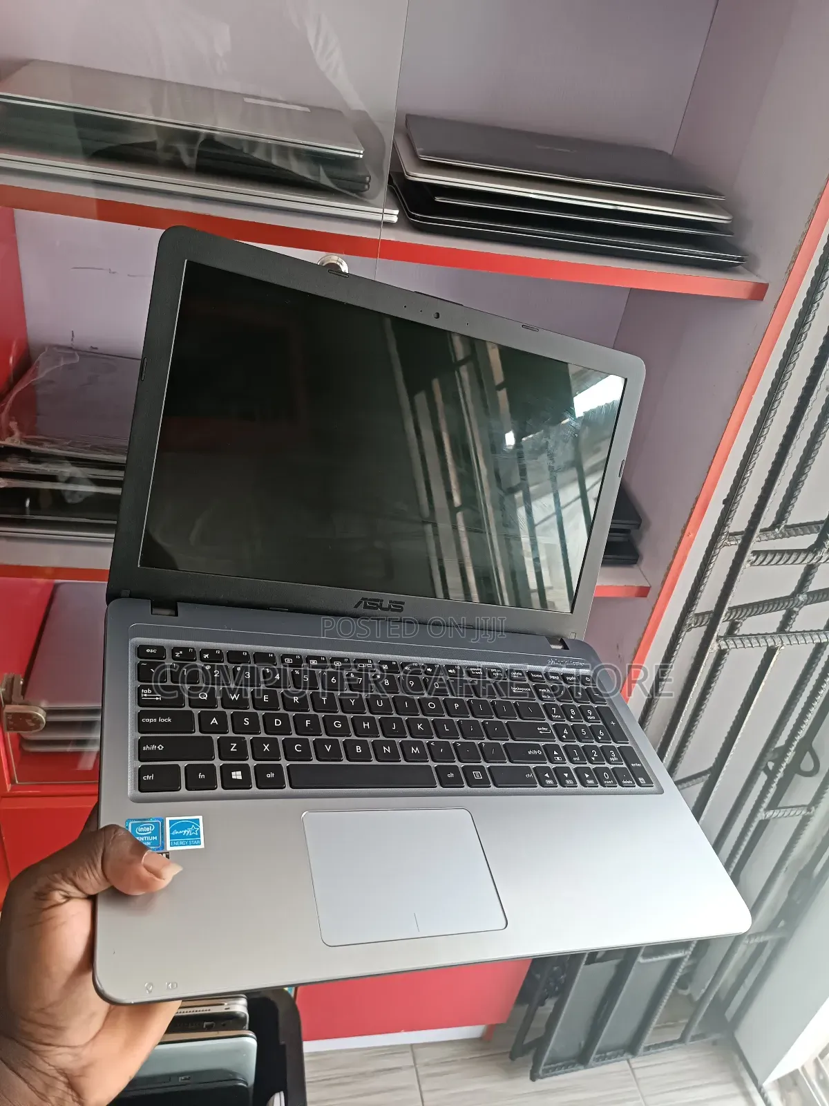 Laptop Asus VivoBook X540SA 4GB Intel HDD 320GB