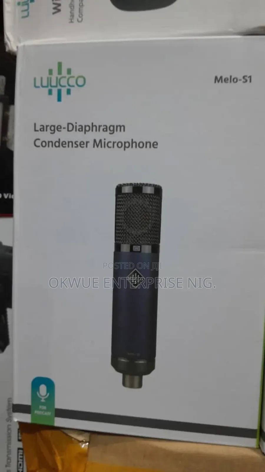 Luccombe Studio Condenser Microphone .