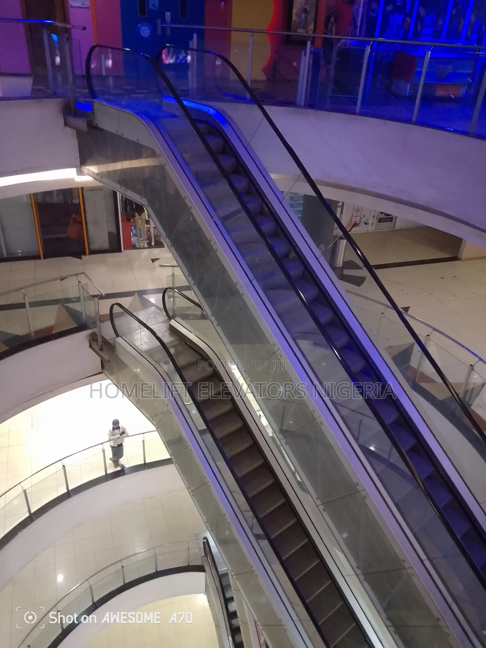 Escalators Transfer Airport Passengers Quickly and Safely