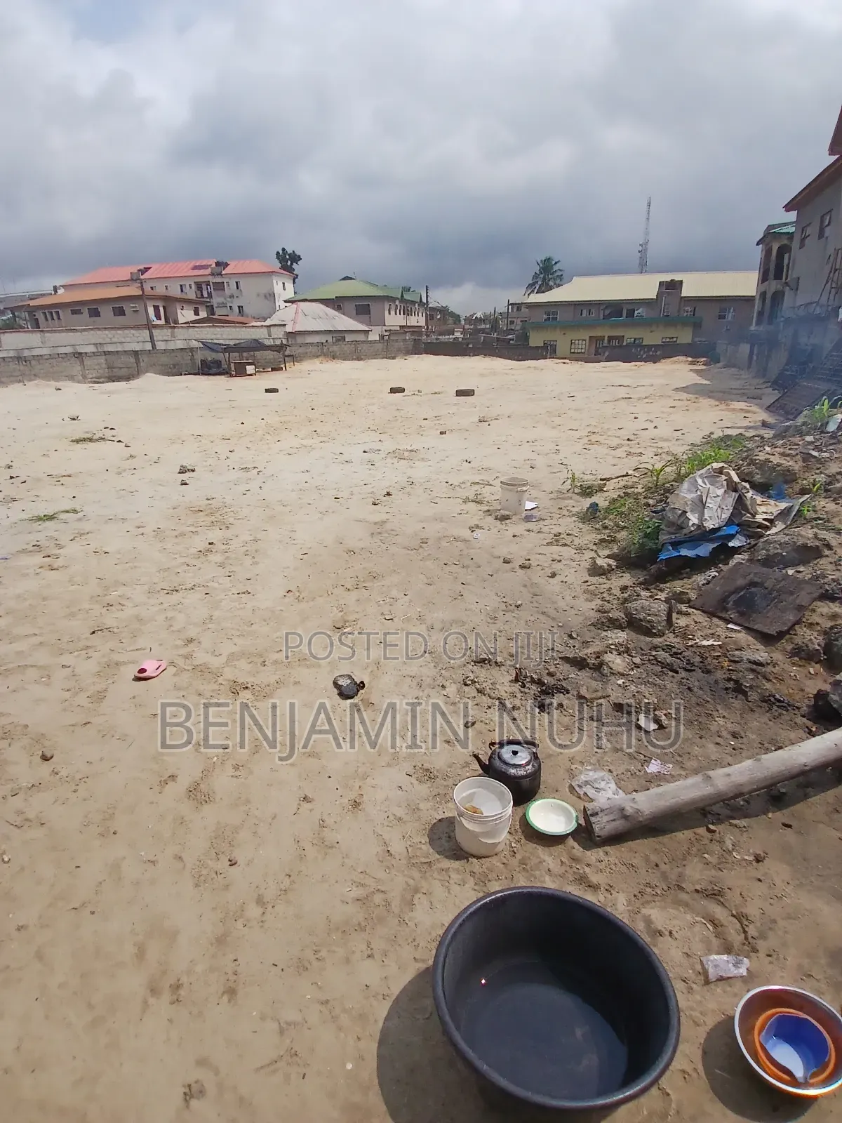 3500sqm Land Facing Express, With Block of Flat at the Back
