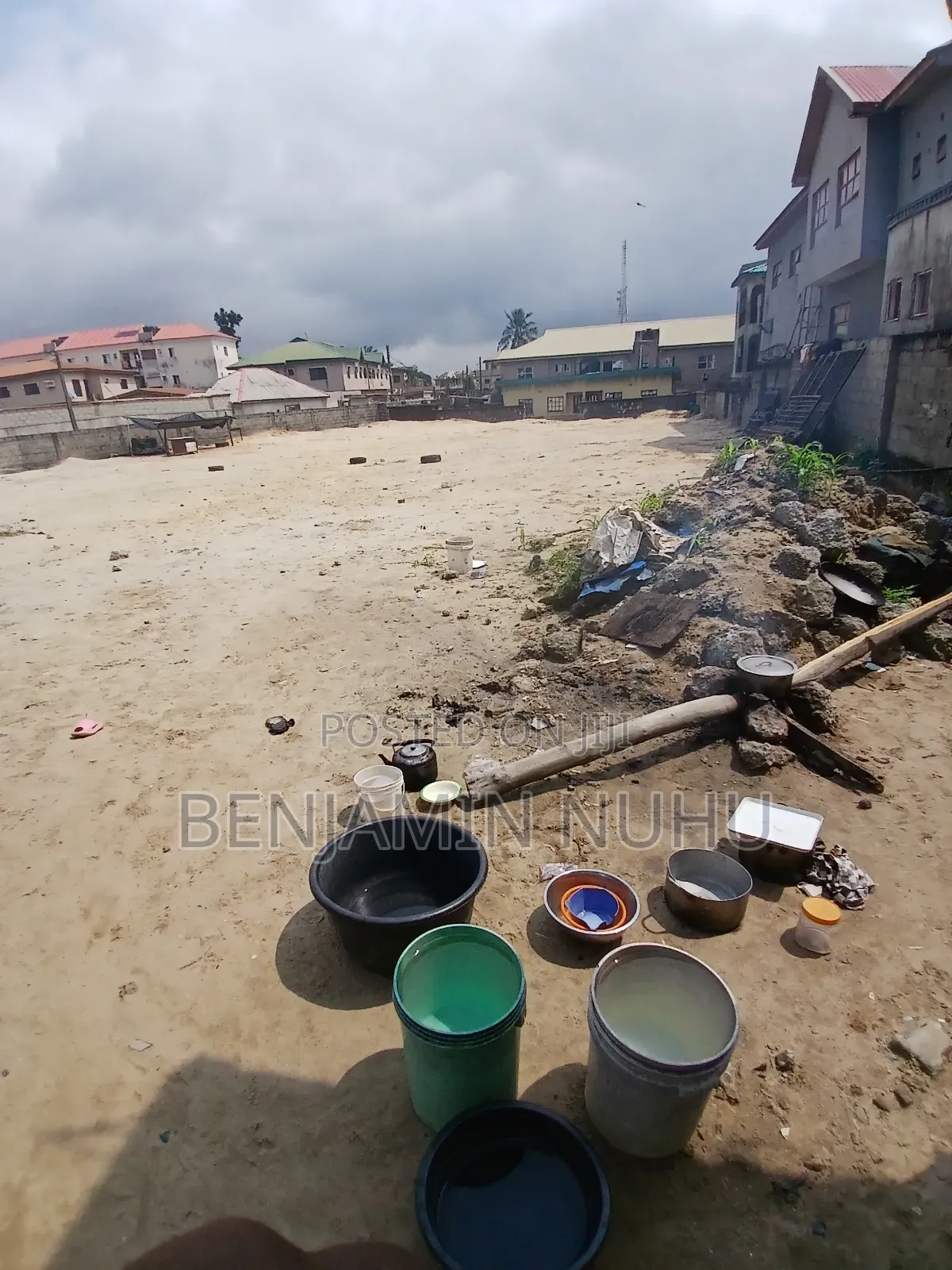 3500sqm Land Facing Express, With Block of Flat at the Back
