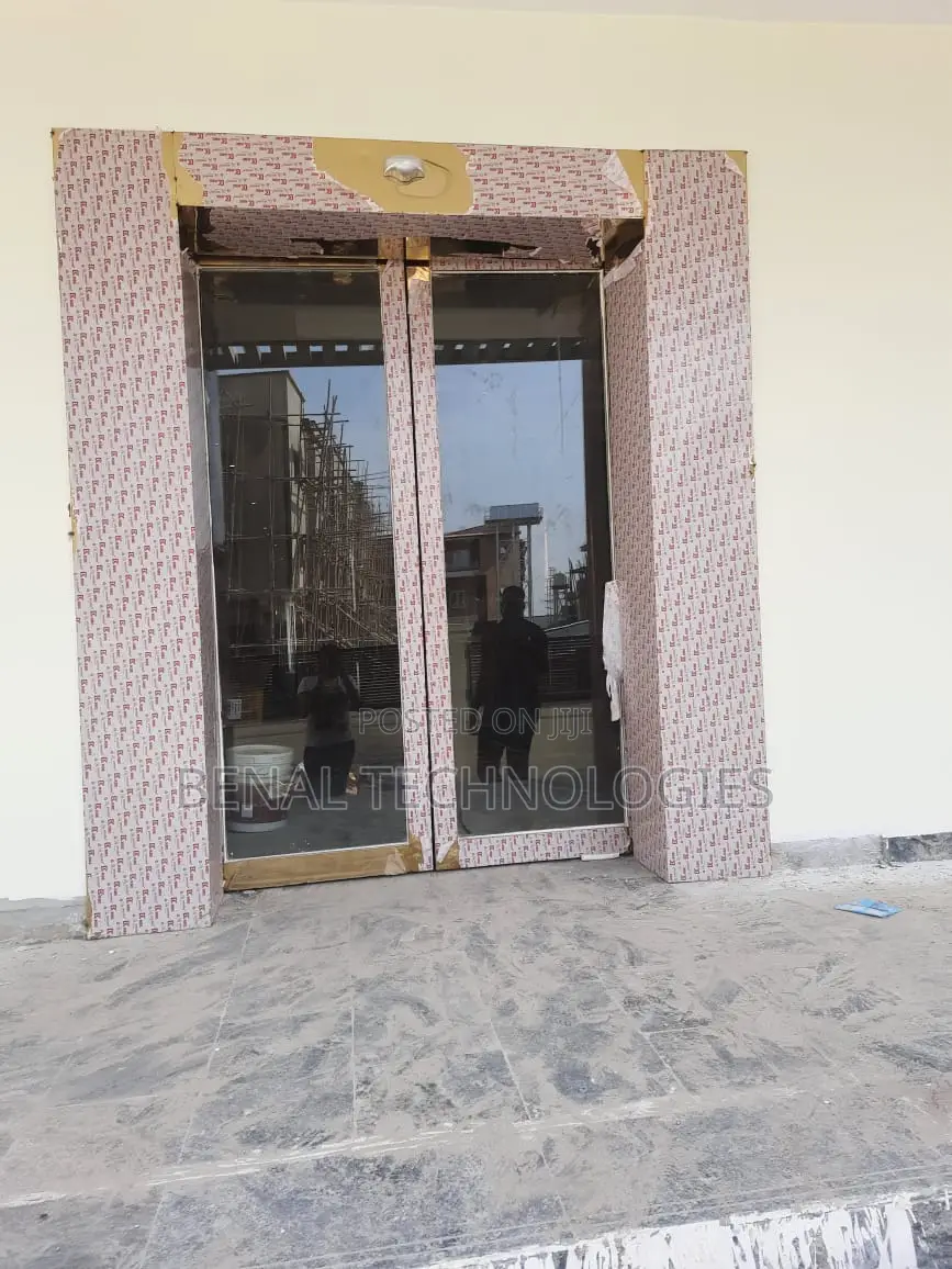 Smart Sensors for Safe and Automated Glass Doorways
