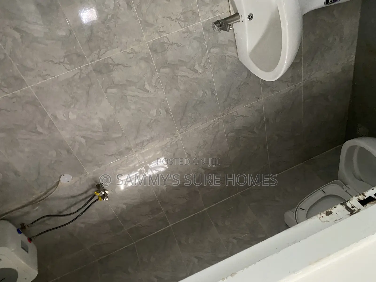 2bdrm Block of Flats in Fo1 Kubwa for rent