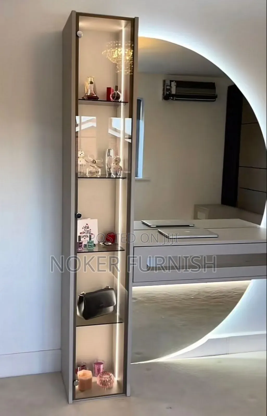 Wall Design Vanity Mirror With Shelves