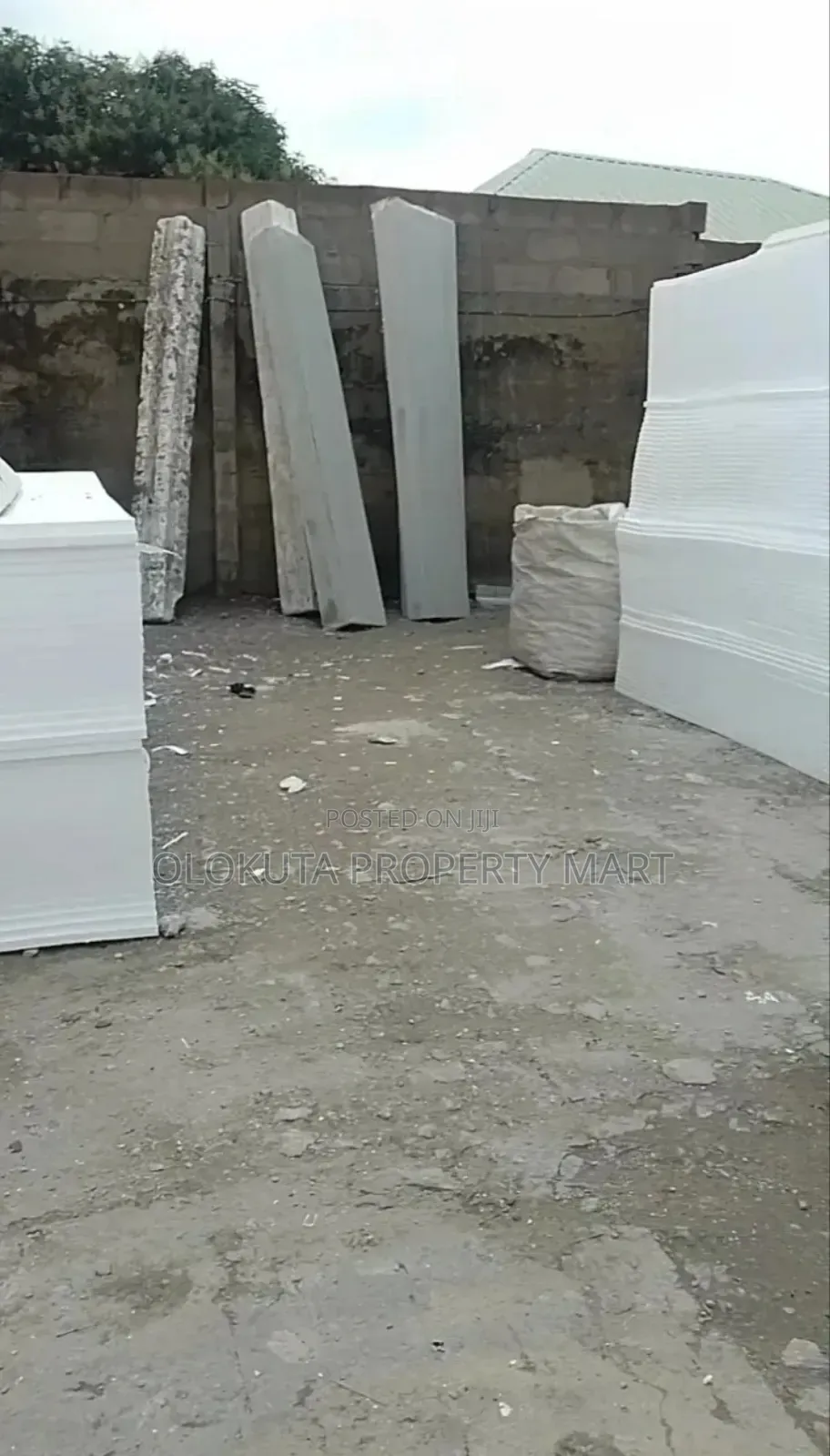 Polystyrene Board and Parapet