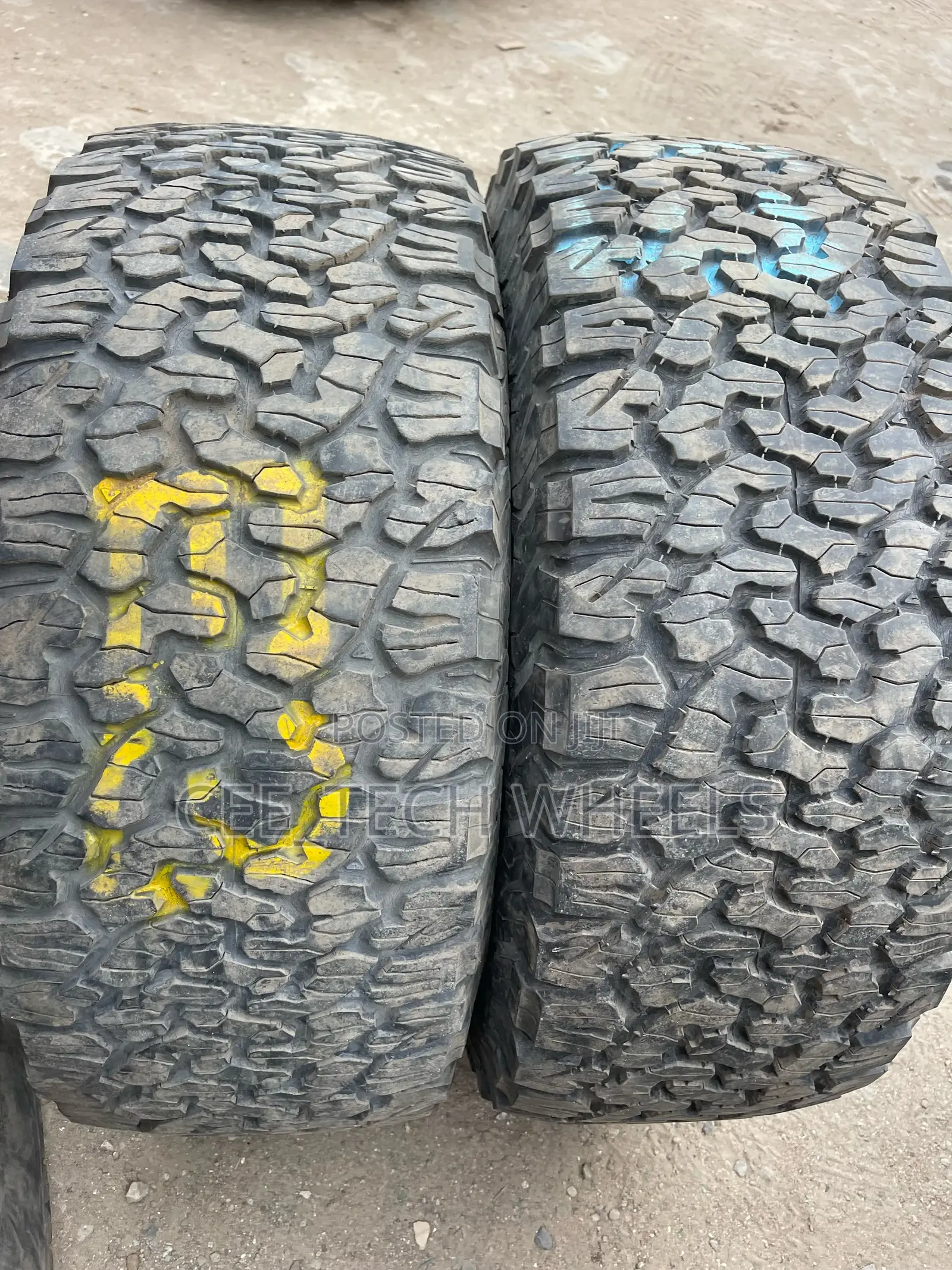 325/60r20 and 35x12.50R20