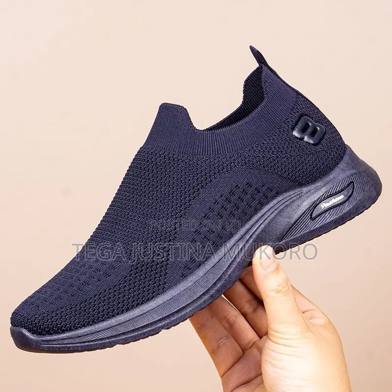 High Quality Easy Wear Sneakers