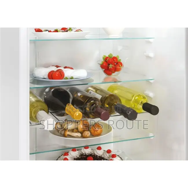 Candy 233 Litre 70/30 Integrated Fridge Freezer