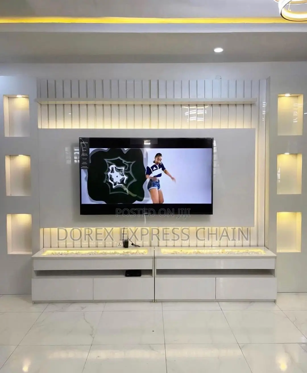 Modern TV Console With Ample Storage